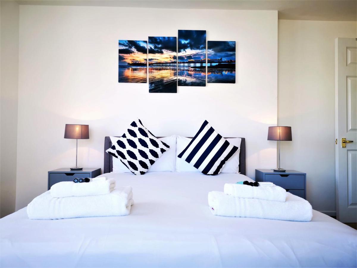 Appartamento Marina Living With Parking, Balcony, Quiet And Secure Hove Esterno foto